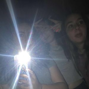 Meet your Posher, Debi